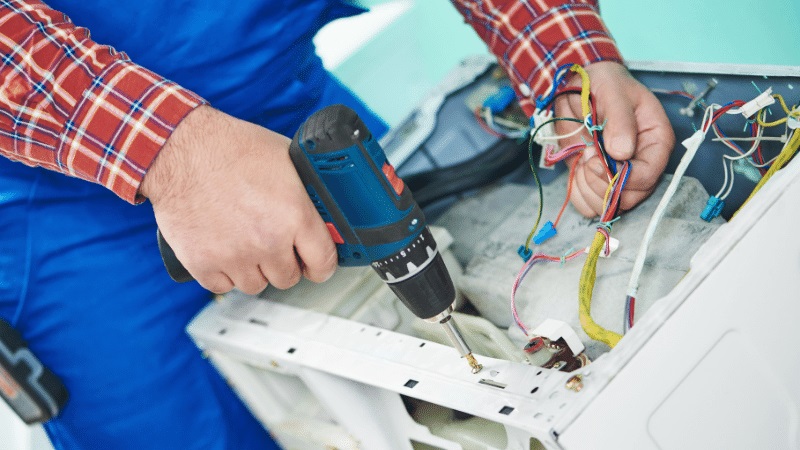 Çatalca York York çamaşır makinesi kart tamiri – Su almama arızası orijinal parça ile giderildi. - Teknik servis örneği
